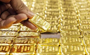Giá vàng ngày 4/9 vẫn ở mức neo cao