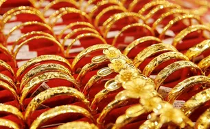 Giá vàng ngày 24/10: Vàng trong nước tăng thêm 300.000 đồng/lượng