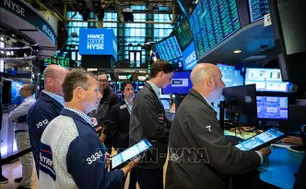 Chứng khoán Mỹ lấy lại đà tăng khi chờ báo cáo kinh doanh từ Nvidia