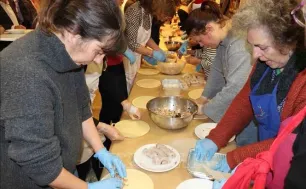 Nem, chả giò, bánh tráng Việt Nam “nhập gia” vào bếp Âu