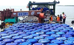 Siết chặt quản lý kinh doanh, vận chuyển xăng dầu khu vực biên giới