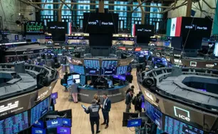 Chứng khoán Mỹ lập đỉnh mới