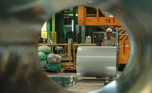 EU áp hạn ngạch thép mới từ hôm nay (1/7)