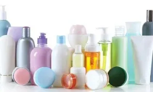 Hà Nội: Đình chỉ, thu hồi 10 loại mỹ phẩm vi phạm công bố