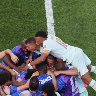 Mbappe, Dembele lên tiếng: ĐT Pháp lần thứ ba liên tiếp vào bán kết World Cup
