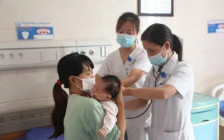 Đừng chủ quan với nhiễm virus hợp bào hô hấp ở trẻ sơ sinh và trẻ nhỏ