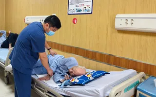 Hồi sinh cụ ông bị suy tim cấp, suy hô hấp nặng