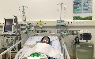 Sốc sốt xuất huyết nặng: Bé gái được truyền hơn 10 lít máu mới qua cơn nguy kịch