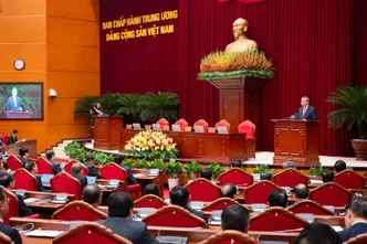 Thông báo hội nghị lần thứ 13 Ban Chấp hành Trung ương Đảng khóa XIII