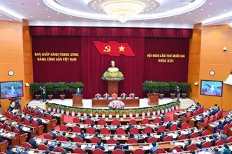 Dự thảo Báo cáo tổng kết 15 năm thi hành Điều lệ Đảng (2011-2025) và đề xuất, định hướng bổ sung, sửa đổi Điều lệ Đảng