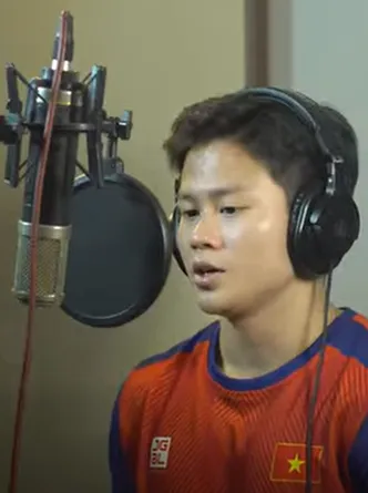 Nhà vô địch SEA Games hát tặng người cha quá cố