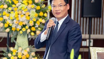 Tổng giám đốc Tập đoàn Hòa Bình muốn bán toàn bộ cổ phần