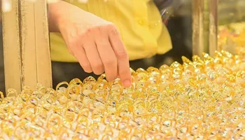 Giá vàng tăng nhẹ, SJC 120 triệu đồng/lượng