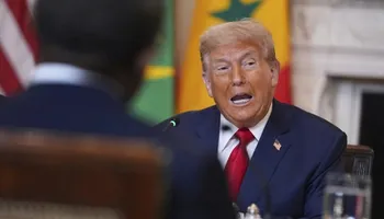Trump bất ngờ áp thuế 50% lên đồng và hàng hóa Brazil, đe dọa châm ngòi căng thẳng thương mại mới