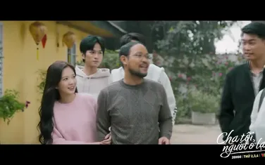 preview Cha tôi, người ở lại - Tập 33: Tuệ Minh - bố Chính mặc áo đôi
