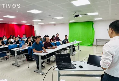 Creative and Multi-Platform Content Production in the Era of Television Digital Transformation