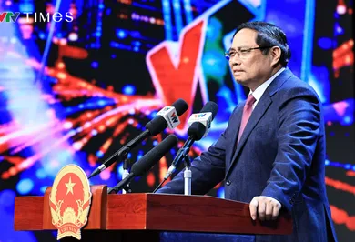 Prime Minister urges VTV to enhance professionalism, worthy of core national media agency