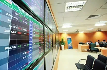 Shares mixed as TPP talks drag