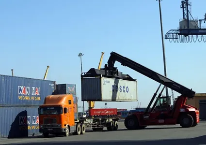 Rising exports help VN register trade surplus in January, February