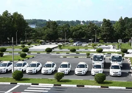 Driving centres mobbed ahead of price hike