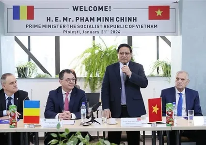 Huge potential for cooperation between Vietnamese, Romanian localities: PM