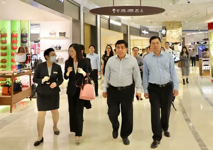 Vietnam learns from China's experiences in building int'l free trade zone model