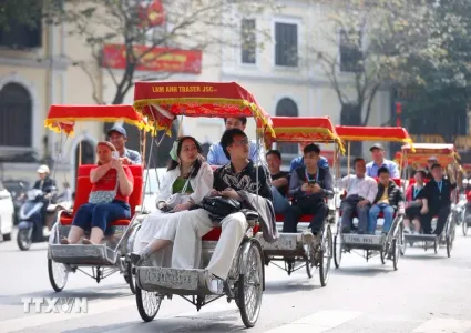 Hanoi witnesses surge in tourism in eight months