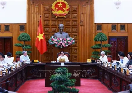 Hanoi campaign encourages women to wear Ao dai