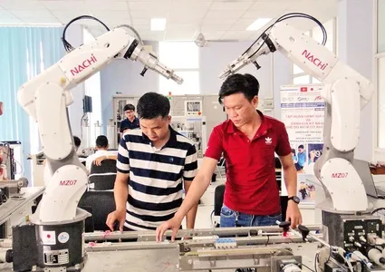 Ho Chi Minh City develops human resources to meet knowledge economy requirements