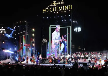 Special Art Program “Nguoi la Ho Chi Minh”: A Deep Portrait of a National Leader