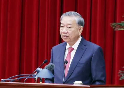 Party Central Committee’s 13th meeting wraps up