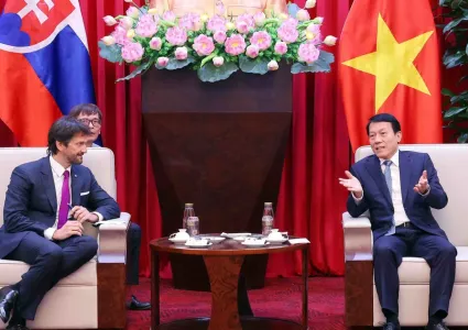 Viet Nam, Slovakia boost cooperation in security industry development