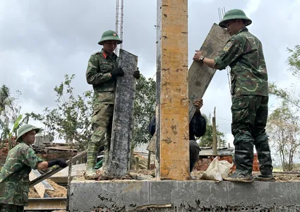 'Quang Trung campaign' races to rebuild homes for disaster-hit residents in central Vietnam