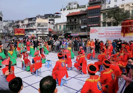 Human chess – A traditional Vietnamese cultural beauty festival opens in Hanoi