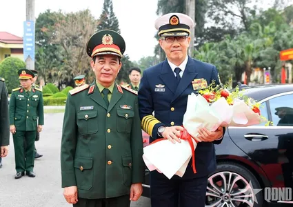 Chinese defence minister visits Commando Brigade 113