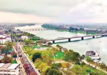 Shaping development structure of Hue City