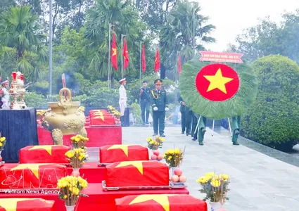 Nghe An repatriates remains of 72 volunteer soldiers, experts from Laos
