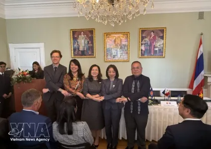 Vietnam assumes ASEAN Committee chairmanship in Copenhagen