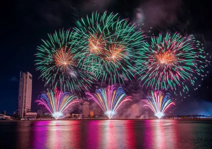 Da Nang International Fireworks Festival adds over 2,000 seats as demand soars