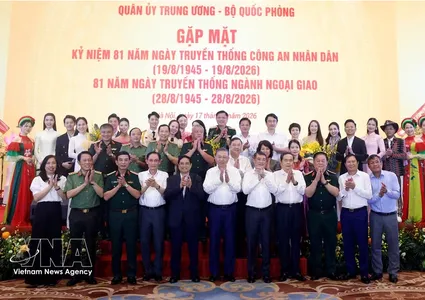 Leaders attend meeting marking Traditional Days of public security and diplomacy sectors