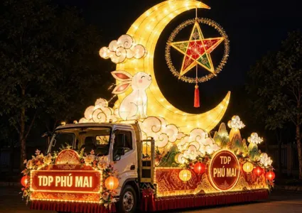 Lantern contest celebrates Mid-autumn traditions