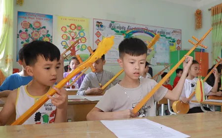 Spreading the love for Then singing and Tinh lute in Cao Bang | Vibes of Vietnam
