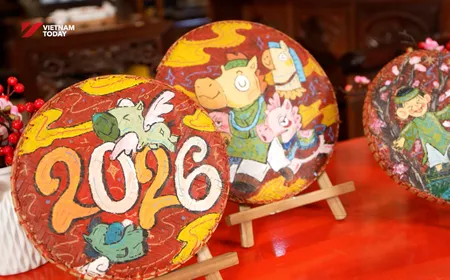 An Eye on New Beginnings | Eyes on V