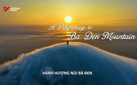 A Pilgrimage to Bà Đen Mountains | Hello Vietnam