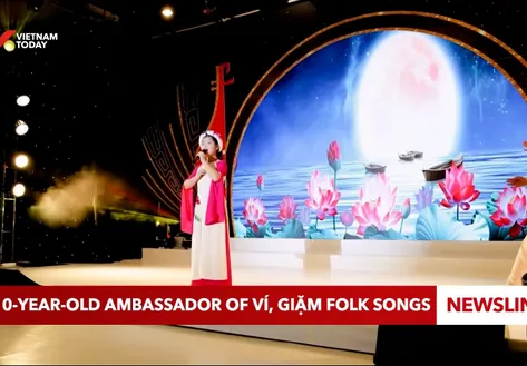 A 10-year-old ambassador of ví, giặm folk songs