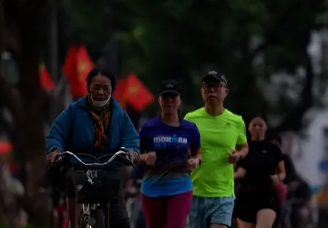 Việt Nam's early-morning culture captivates foreigners