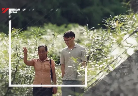 The Spanish Man Passionate about Mã Liềng Language | Vibes of Vietnam