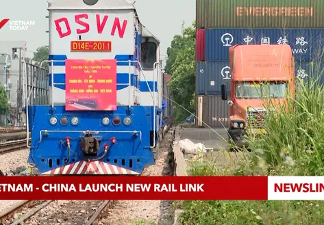 Việt Nam - China launch new rail link