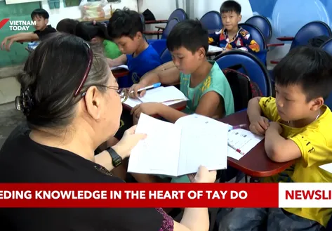 Seeding knowledge in the heart of Tay Do