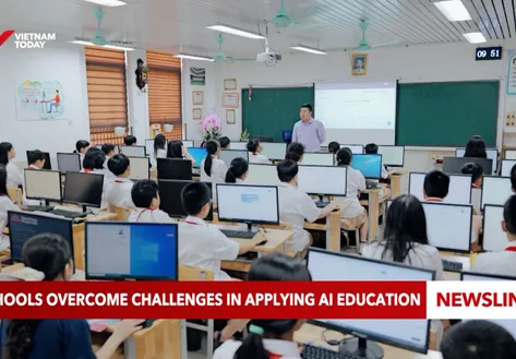 Schools overcome challenges in applying AI education